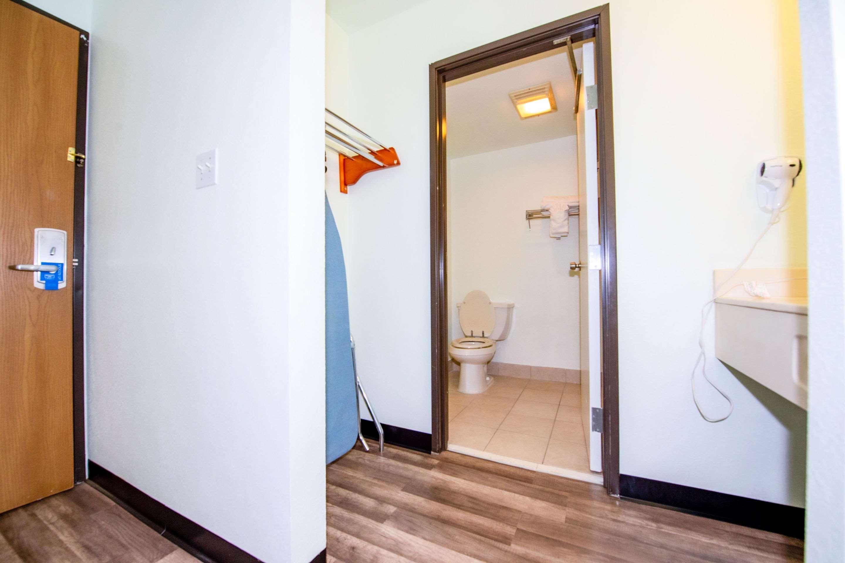Rodeway Inn Central Κολοράντο Σπρινγκς Εξωτερικό φωτογραφία